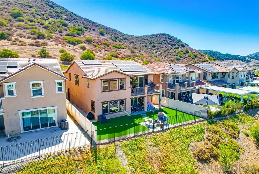 35828 Blue Breton Dr, Fallbrook, California 92028 home-pic-47