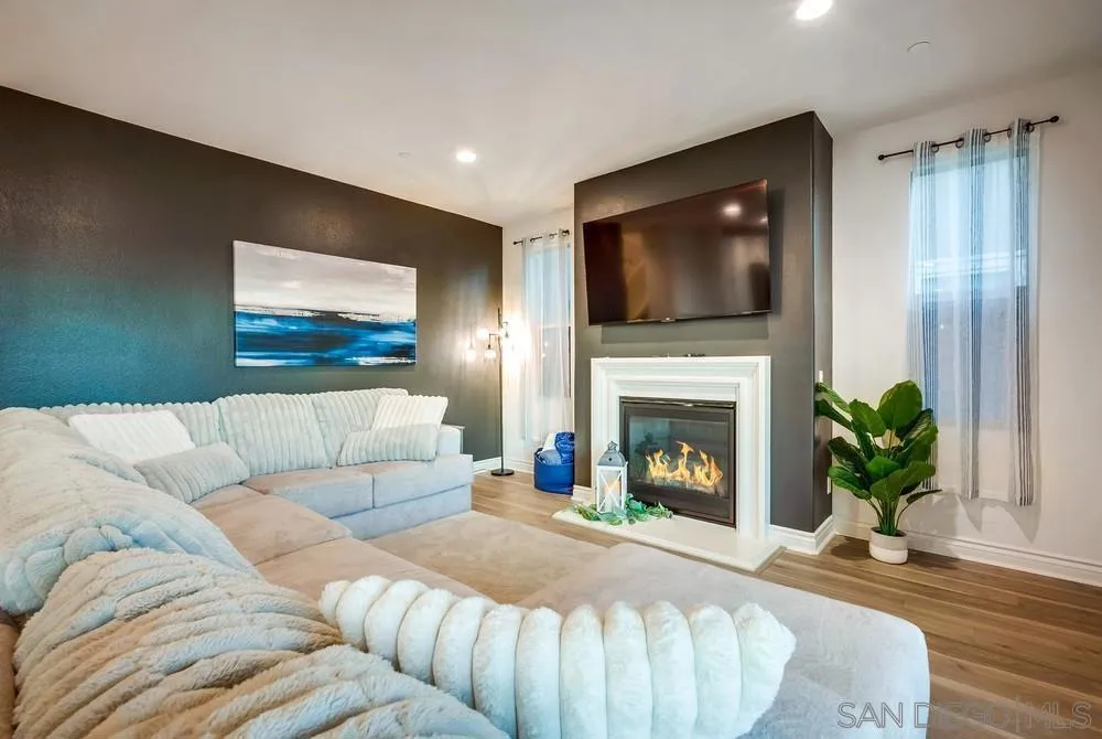 35828 Blue Breton Dr, Fallbrook, California 92028 home-pic-4