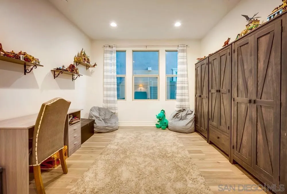 35828 Blue Breton Dr, Fallbrook, California 92028 home-pic-18