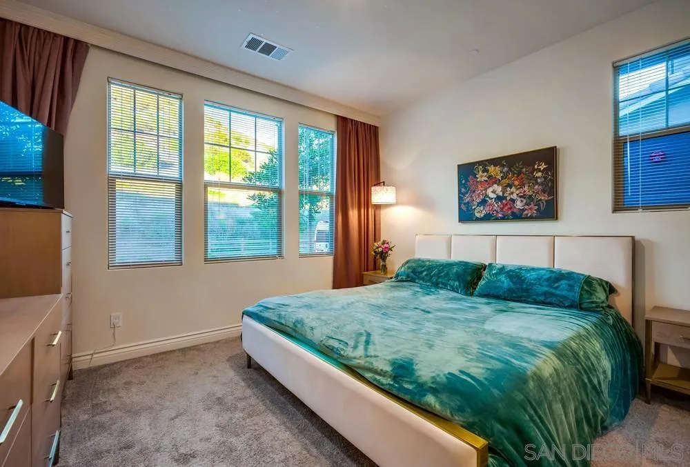 35828 Blue Breton Dr, Fallbrook, California 92028 home-pic-12