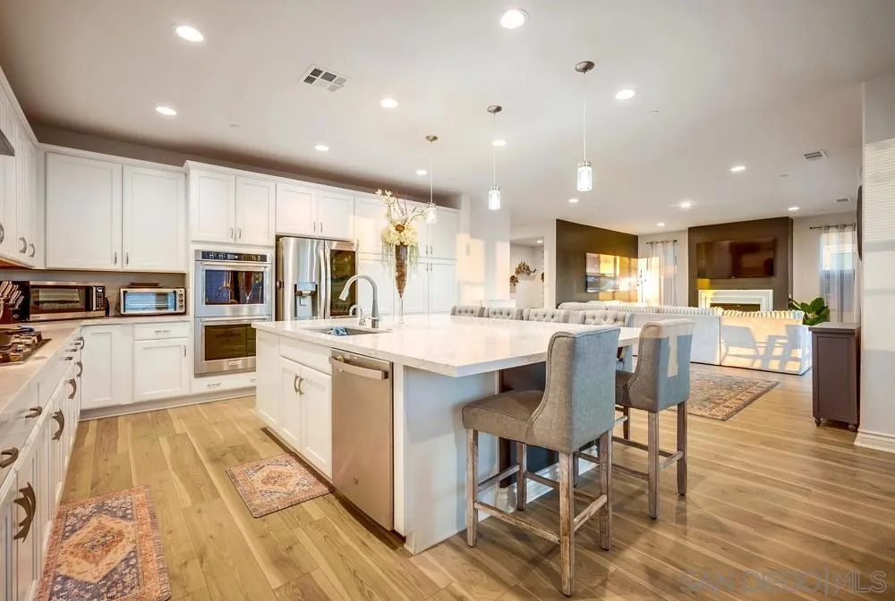 35828 Blue Breton Dr, Fallbrook, California 92028 home-pic-9