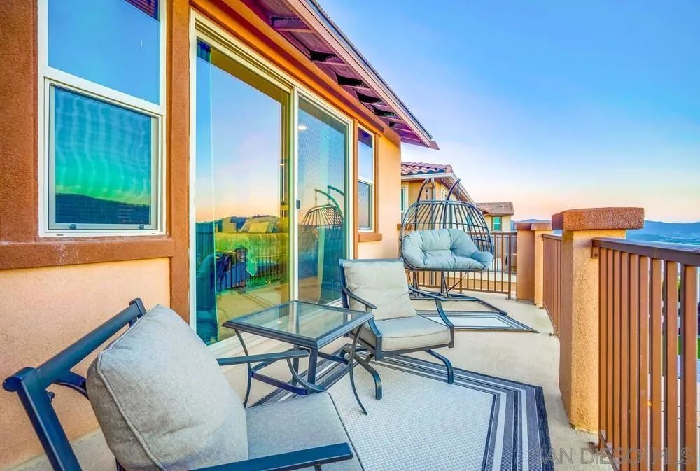 35828 Blue Breton Dr, Fallbrook, California 92028 home-pic-33