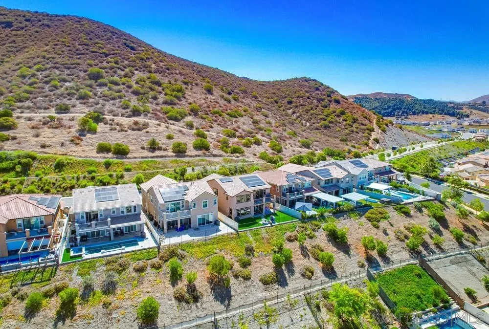 35828 Blue Breton Dr, Fallbrook, California 92028 home-pic-49