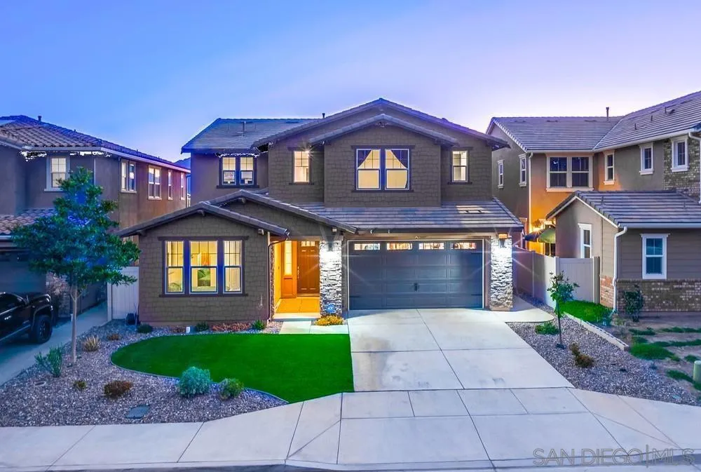 35828 Blue Breton Dr, Fallbrook, California 92028 home-pic-1