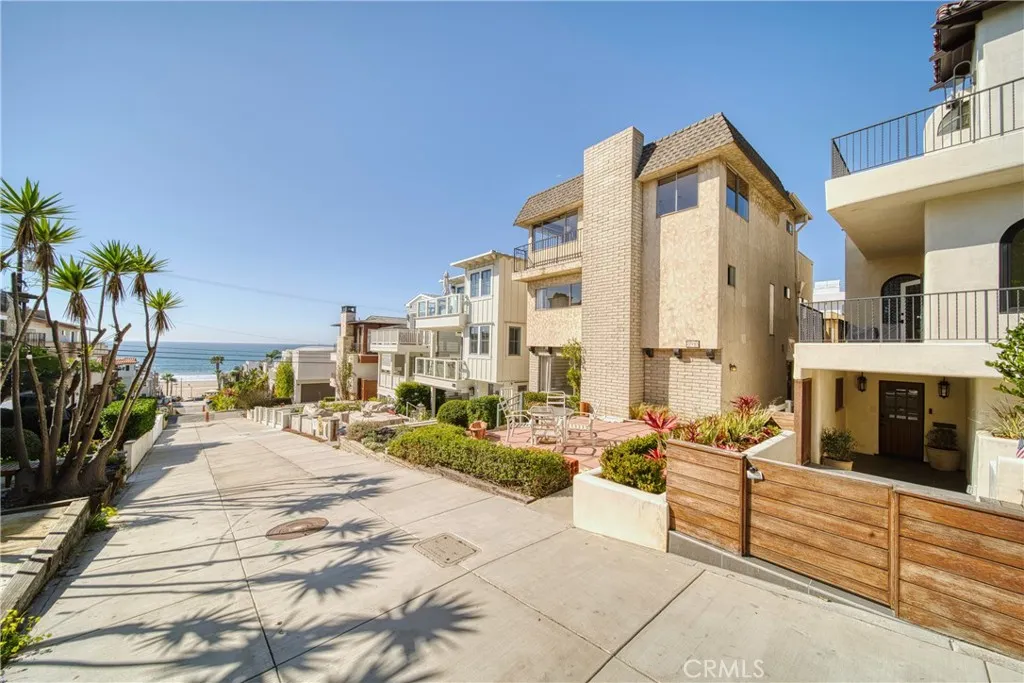 229 7th Street, Manhattan Beach, California 90266 home-pic-1