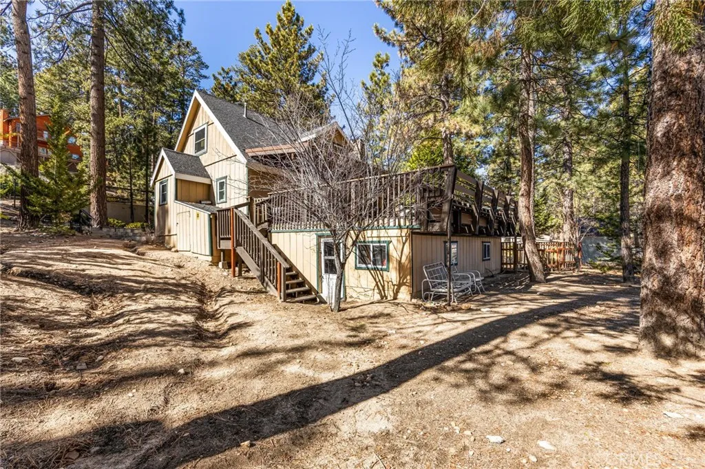 547 Chipmunk, Big Bear Lake, California 92315 home-pic-36