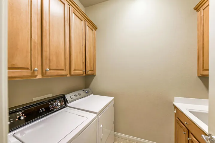81602 Avenida Alturas-30