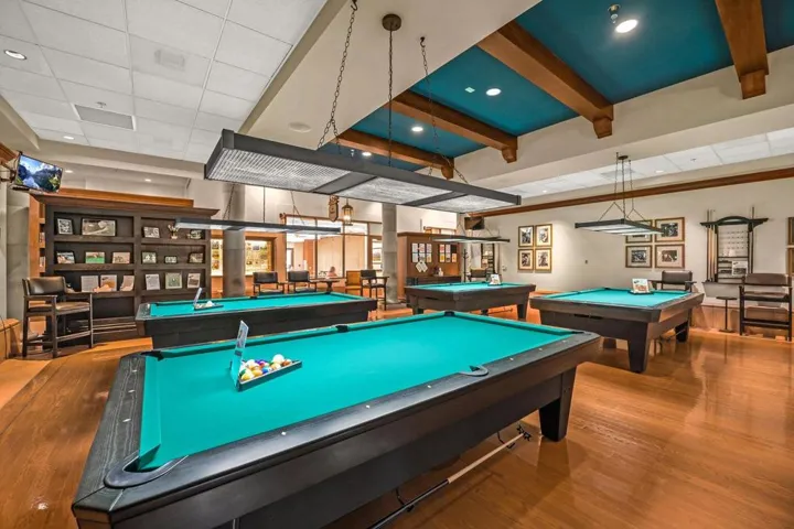 BILLIARDS HALL