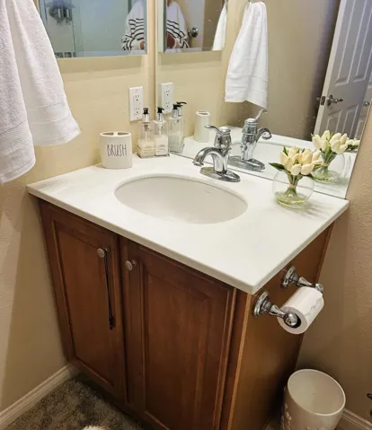 VANITY IN SECOND BATHROOM