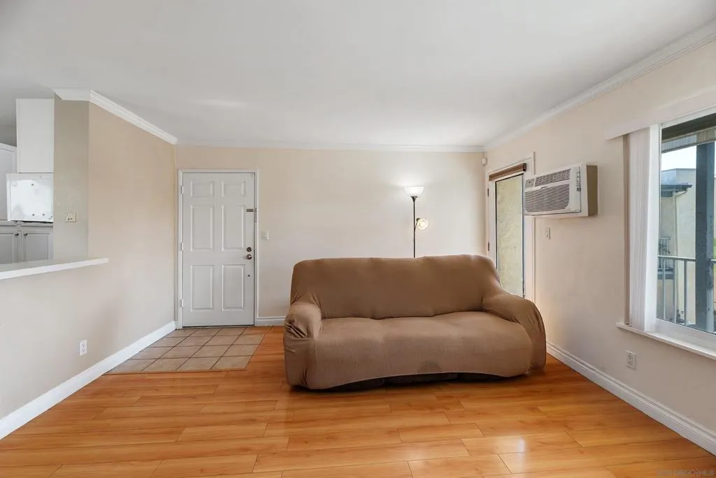 732 E Lexington 19, El Cajon, California 92020 home-pic-4
