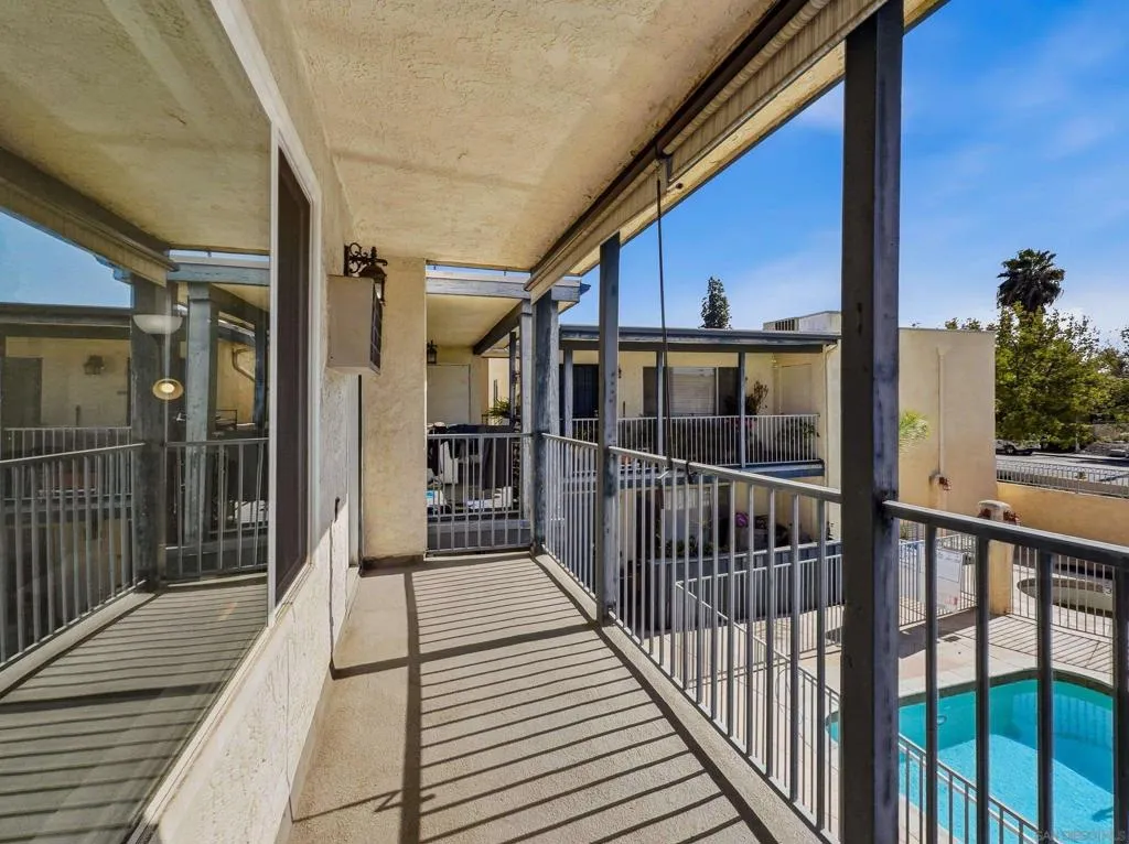 732 E Lexington 19, El Cajon, California 92020 home-pic-21