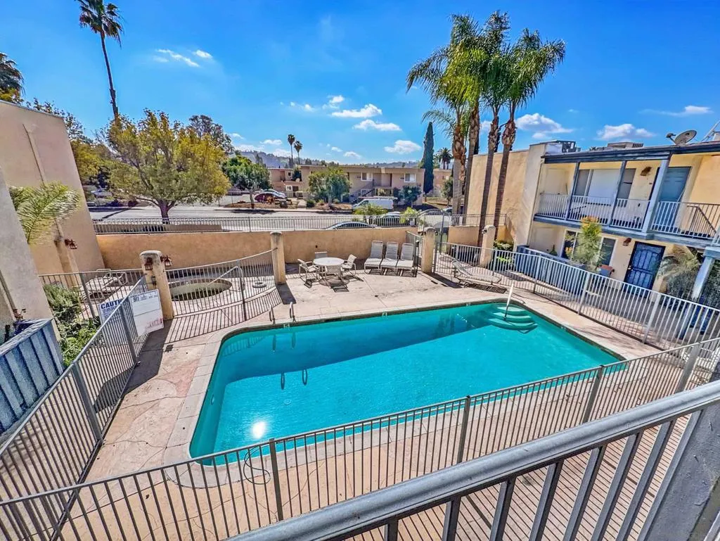 732 E Lexington 19, El Cajon, California 92020 home-pic-24
