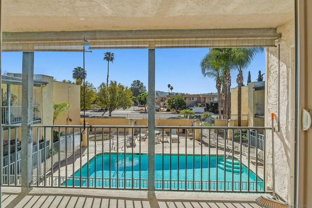 732 E Lexington 19, El Cajon, California 92020 home-pic-20