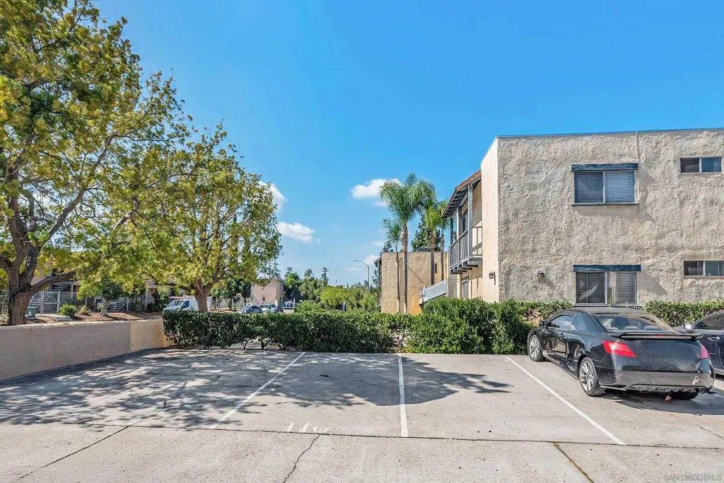 732 E Lexington 19, El Cajon, California 92020 home-pic-28