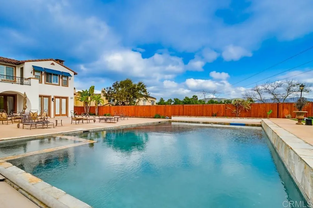 2932 Ranch Gate Rd, Chula Vista, California 91914 home-pic-4