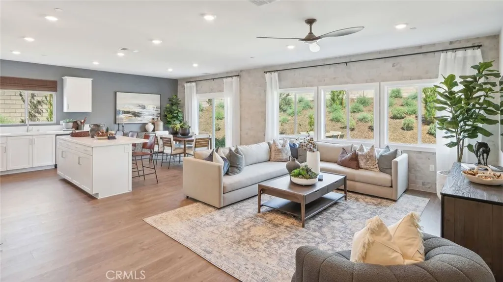 23292 Copa De Oro Court, Wildomar, California 92595 home-pic-4