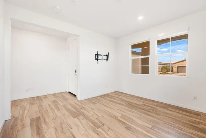 21-web-or-mls-8M4A2860