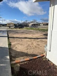 16366 Walnut, Hesperia, California 92345 home-pic-5