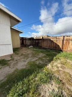 16366 Walnut, Hesperia, California 92345 home-pic-8