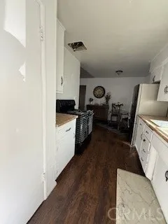 16366 Walnut, Hesperia, California 92345 home-pic-15
