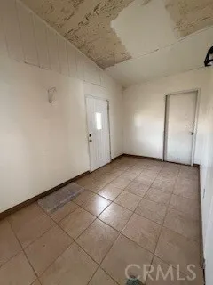 16366 Walnut, Hesperia, California 92345 home-pic-14