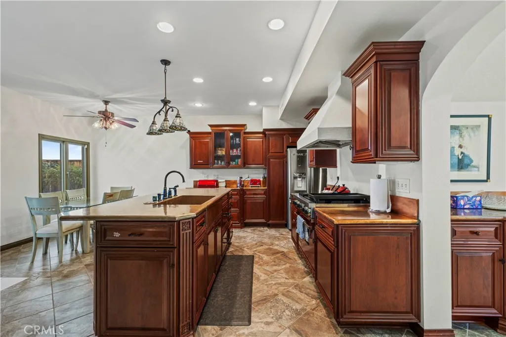 14716 Sundance Place, Canyon Country, California 91387 home-pic-16