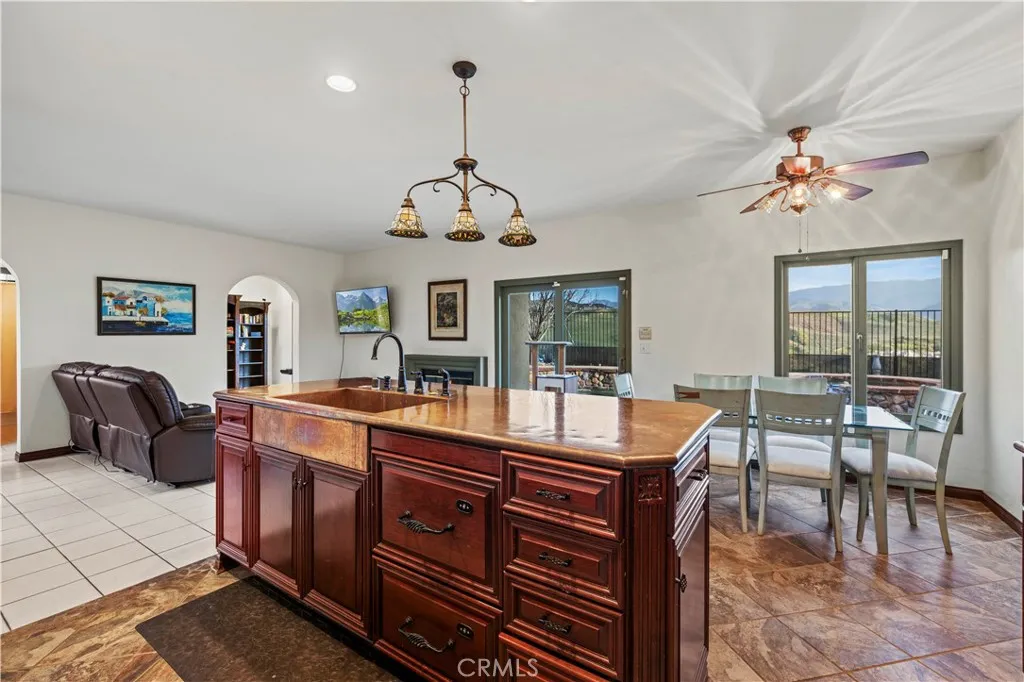 14716 Sundance Place, Canyon Country, California 91387 home-pic-18