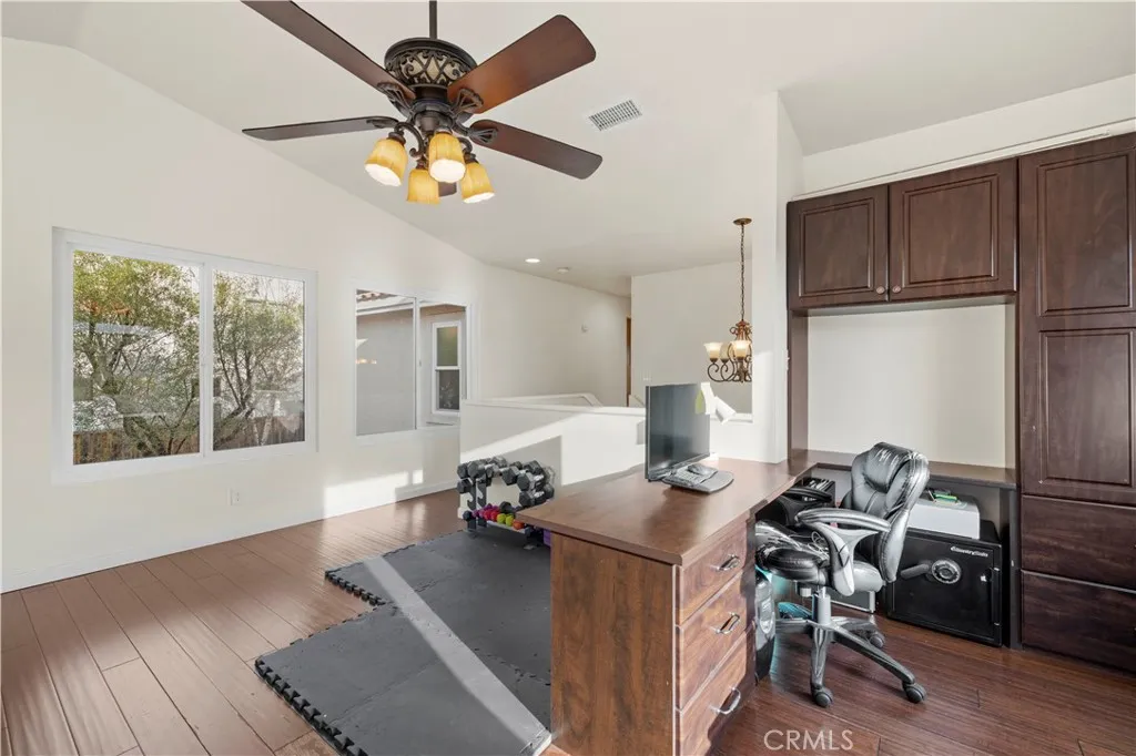 14716 Sundance Place, Canyon Country, California 91387 home-pic-32