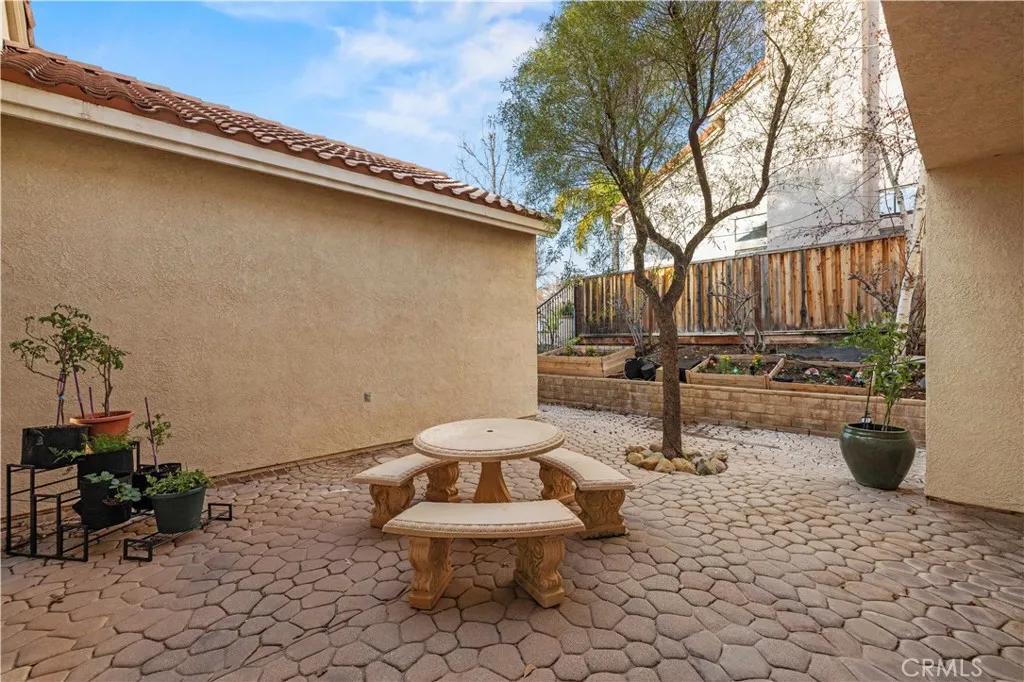 14716 Sundance Place, Canyon Country, California 91387 home-pic-36