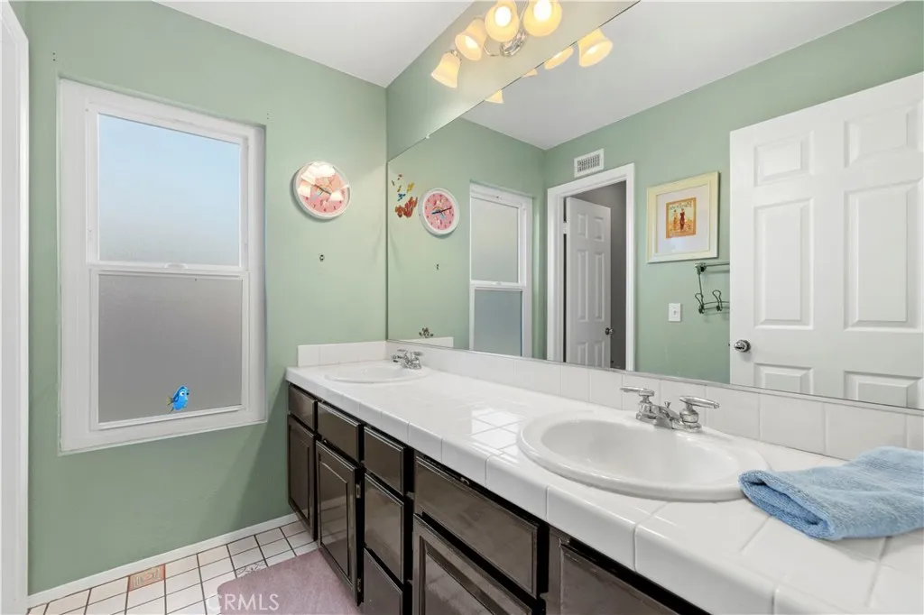 14716 Sundance Place, Canyon Country, California 91387 home-pic-26