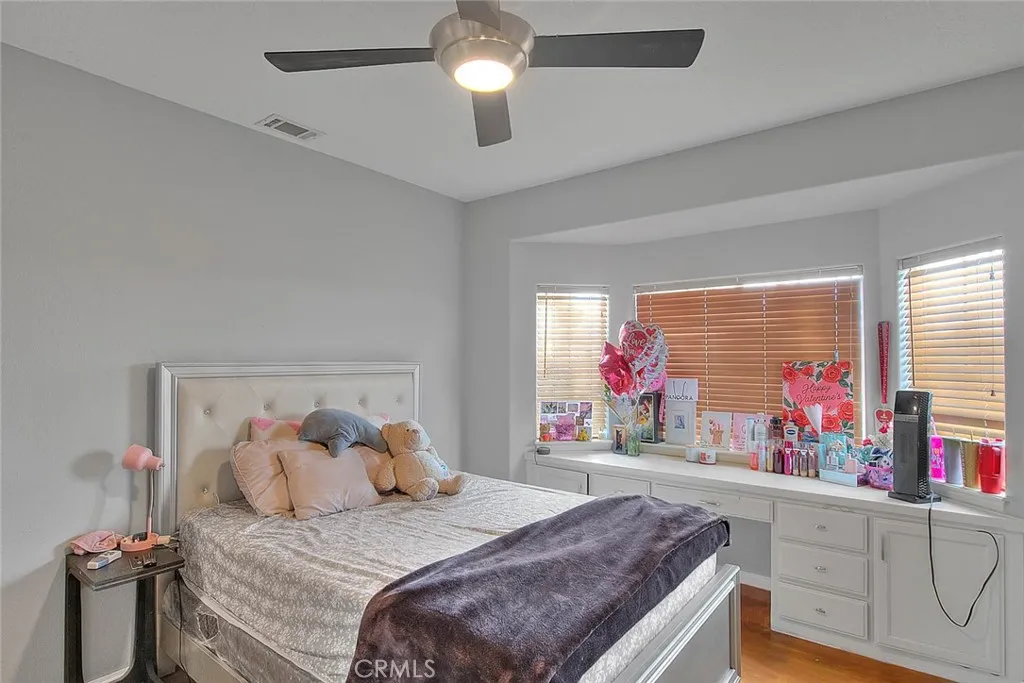 11077 Valle Vista Road, Phelan, California 92371 home-pic-45