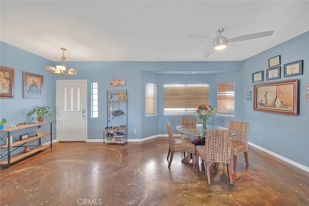 11077 Valle Vista Road, Phelan, California 92371 home-pic-30