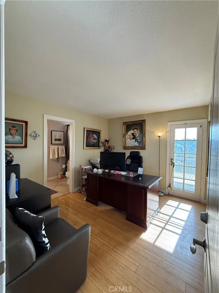 22924 Rio Lobos Road, Diamond Bar, California 91765 home-pic-32