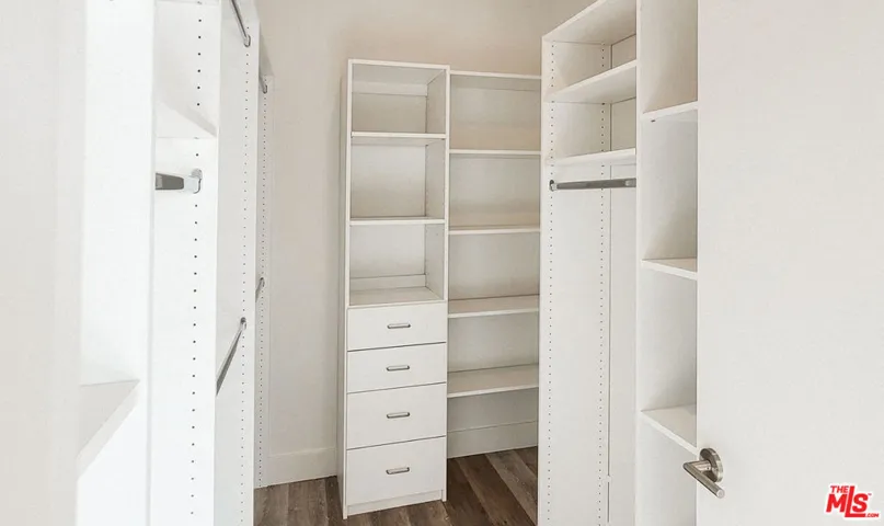 Walk-in closet