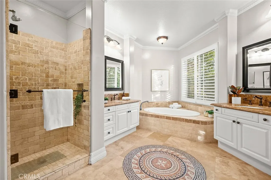 29123 Black Pine, Saugus, California 91390 home-pic-35