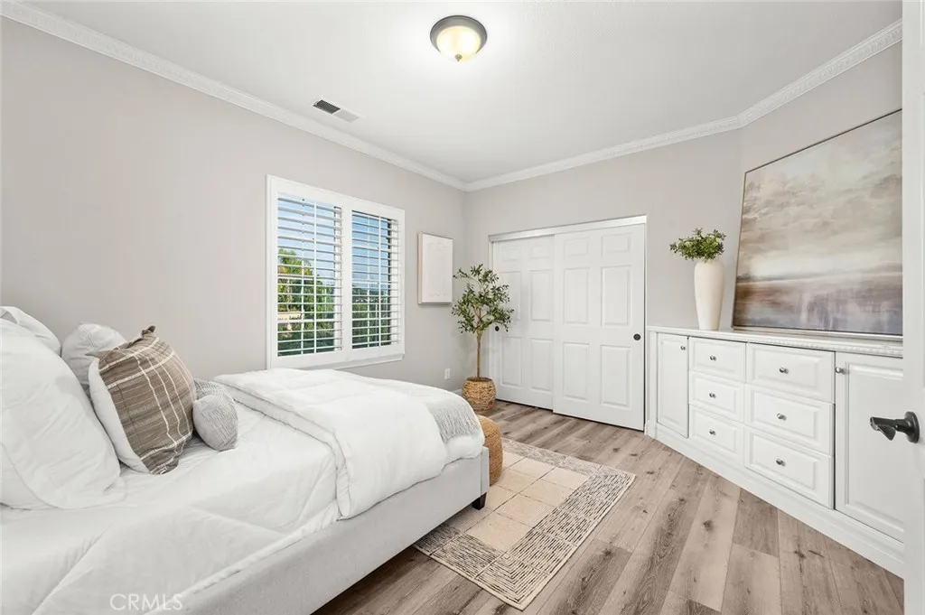 29123 Black Pine, Saugus, California 91390 home-pic-43