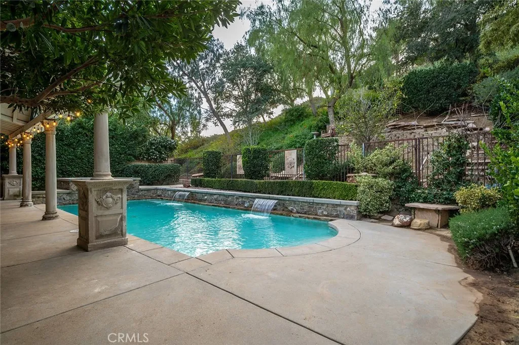 29123 Black Pine, Saugus, California 91390 home-pic-61