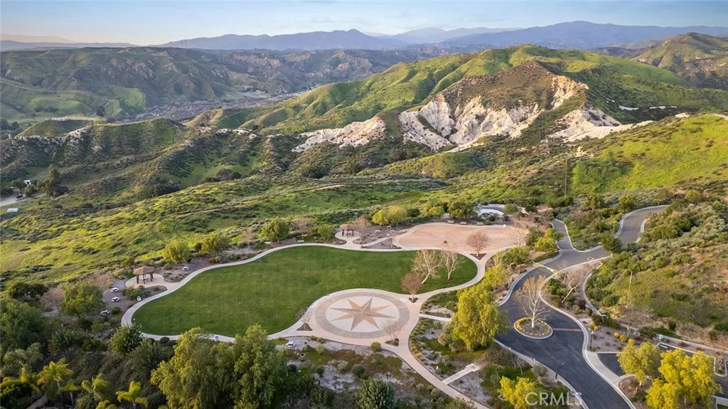29123 Black Pine, Saugus, California 91390 home-pic-71
