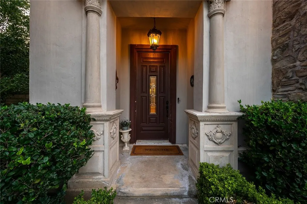 29123 Black Pine, Saugus, California 91390 home-pic-7
