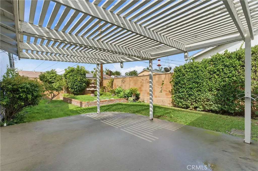 14725 La Capelle, La Mirada, California 90638 home-pic-22