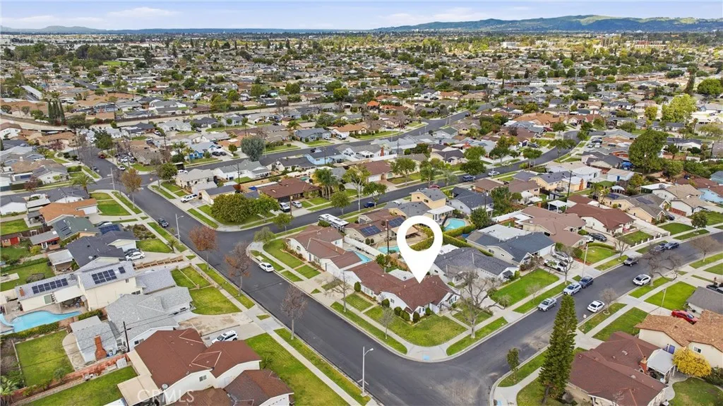 14725 La Capelle, La Mirada, California 90638 home-pic-28