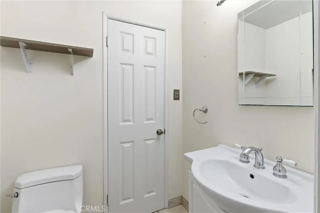14725 La Capelle, La Mirada, California 90638 home-pic-12