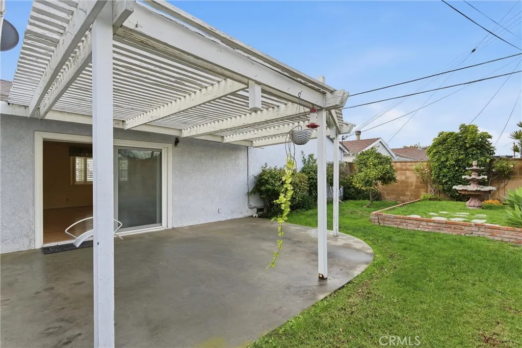 14725 La Capelle, La Mirada, California 90638 home-pic-23