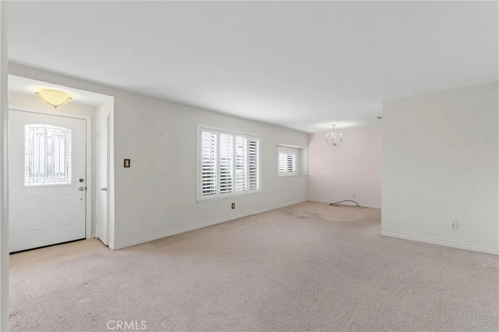 14725 La Capelle, La Mirada, California 90638 home-pic-4
