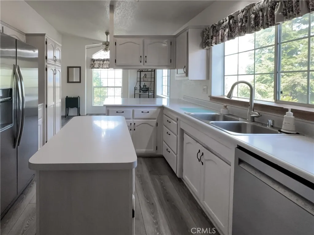 38075 Willowood, Squaw Valley, California 93675 home-pic-11