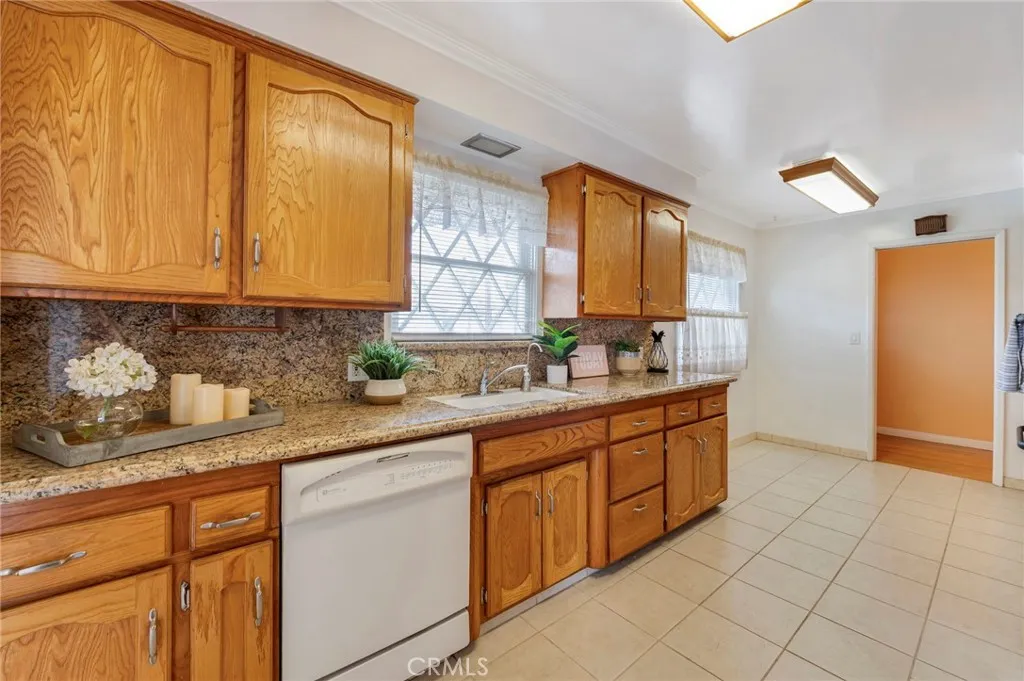 910 S 5th, Arcadia, California 91006 home-pic-4