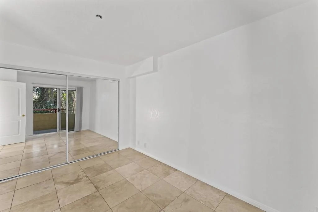 390 E Madison H, El Cajon, California 92020 home-pic-14