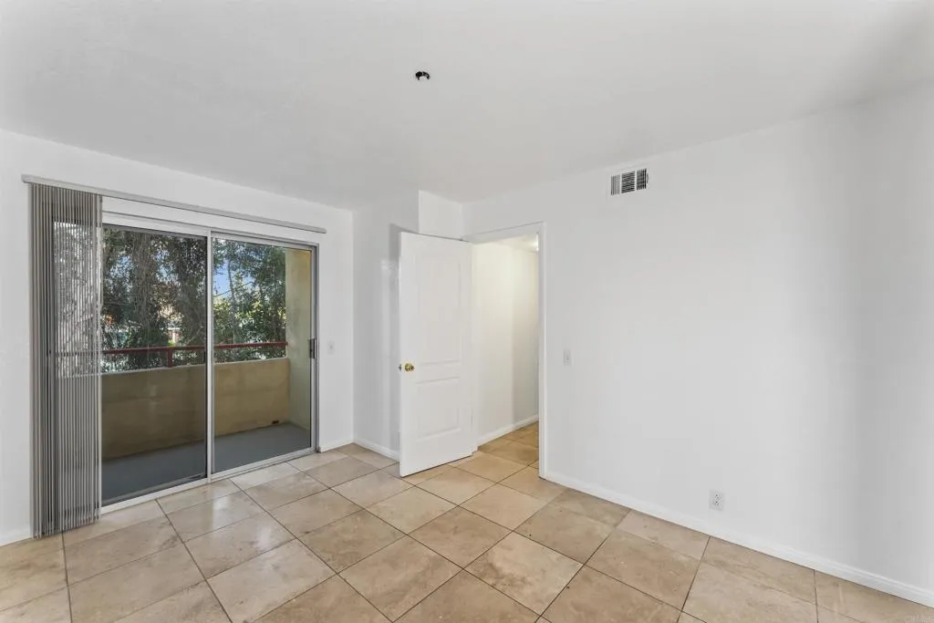 390 E Madison H, El Cajon, California 92020 home-pic-13