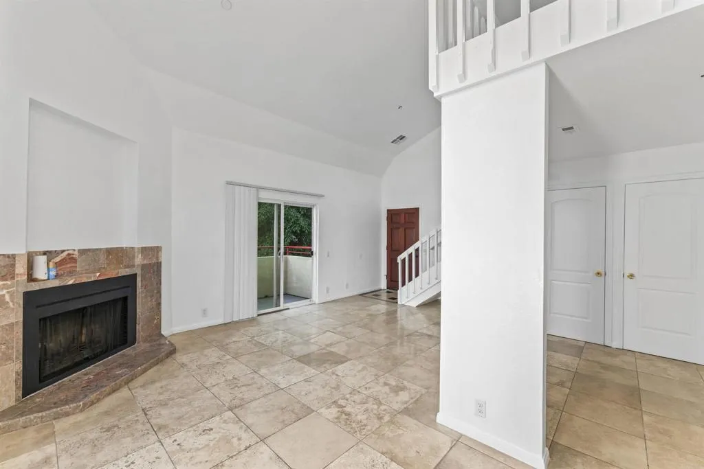 390 E Madison H, El Cajon, California 92020 home-pic-5