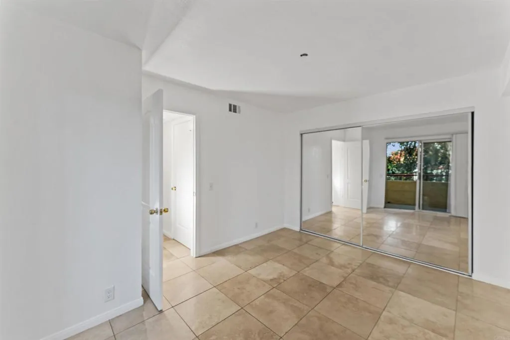 390 E Madison H, El Cajon, California 92020 home-pic-15